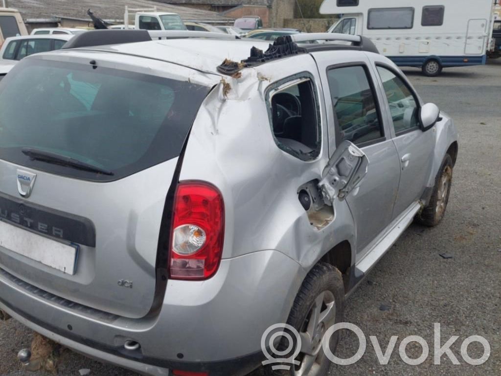 Duster Duster  402020009R