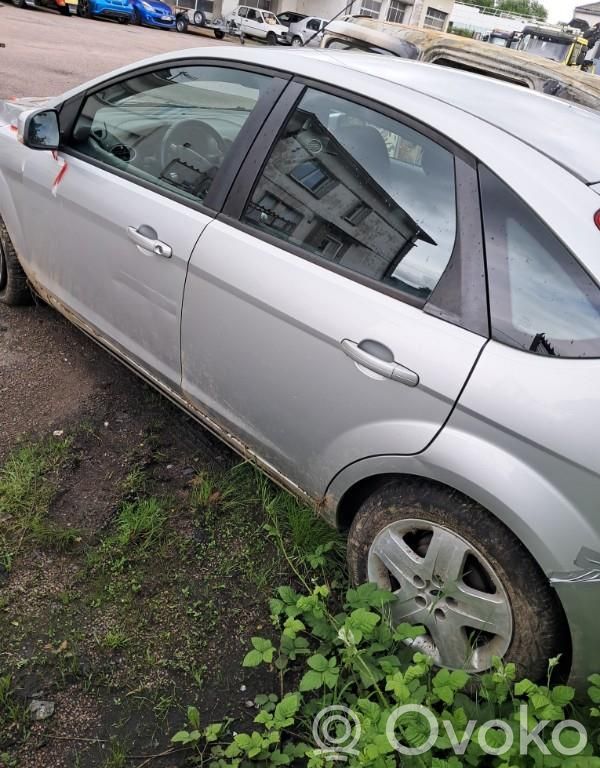 Focus Focus  1702408