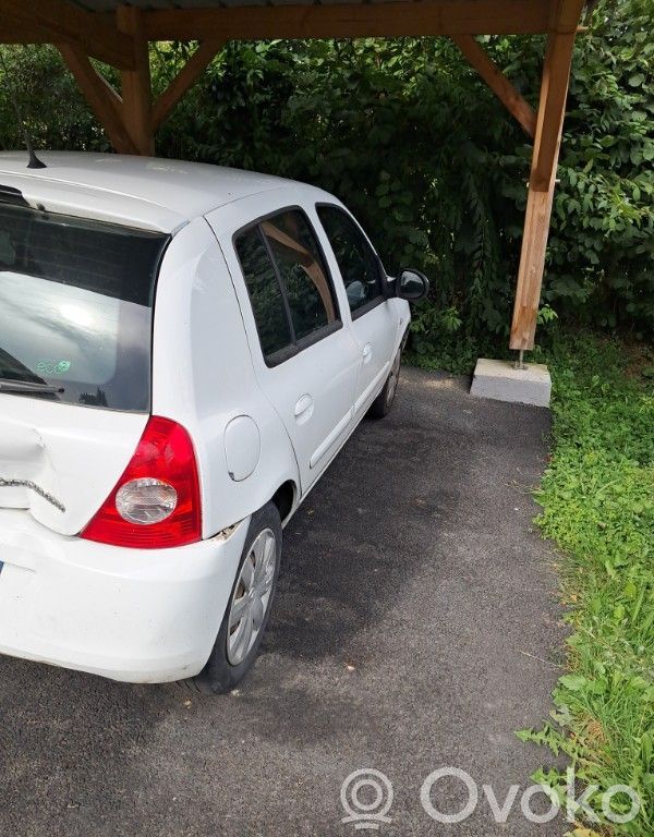 Clio II Clio  8200907347