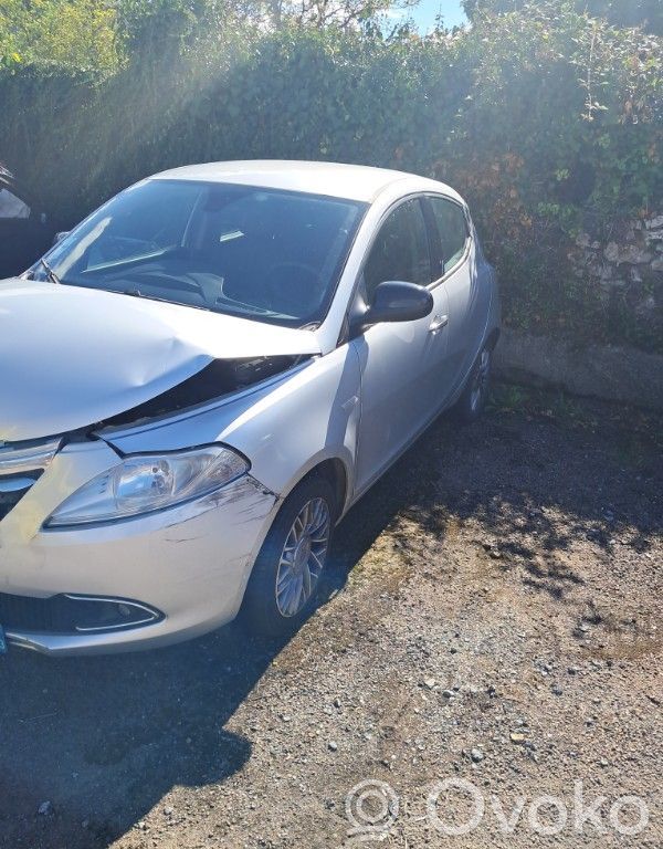Ypsilon Ypsilon  0000735664921