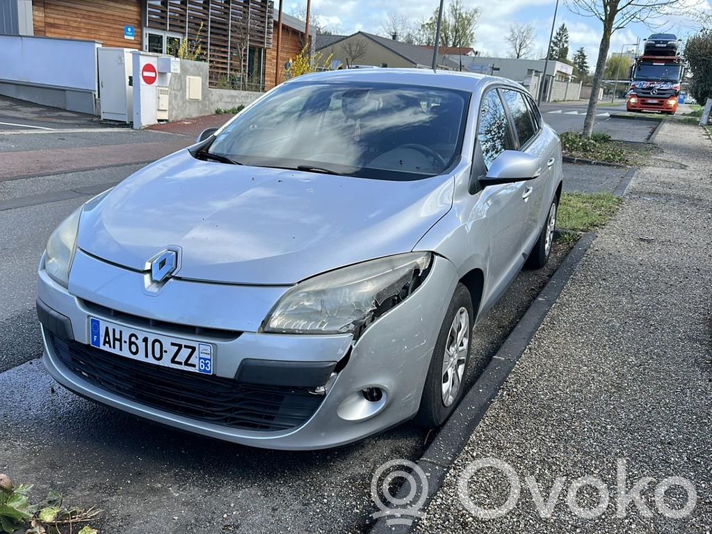 Megane III Megane  112100019R