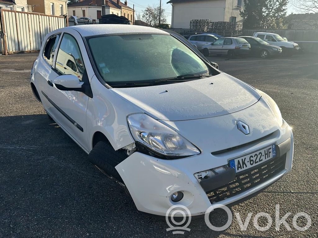 Clio III Clio  7711368584