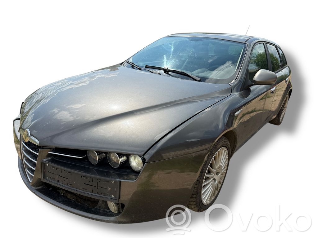 159 159  B017