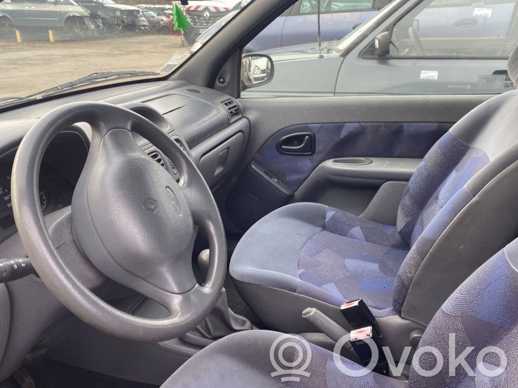 Clio II Clio  7700410134
