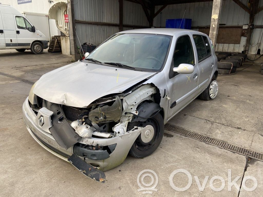 Clio II Clio  7701057938
