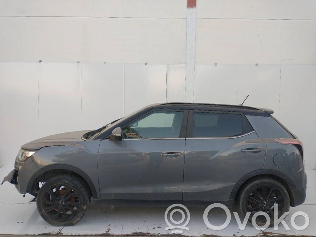 Tivoli Tivoli  A1751540102