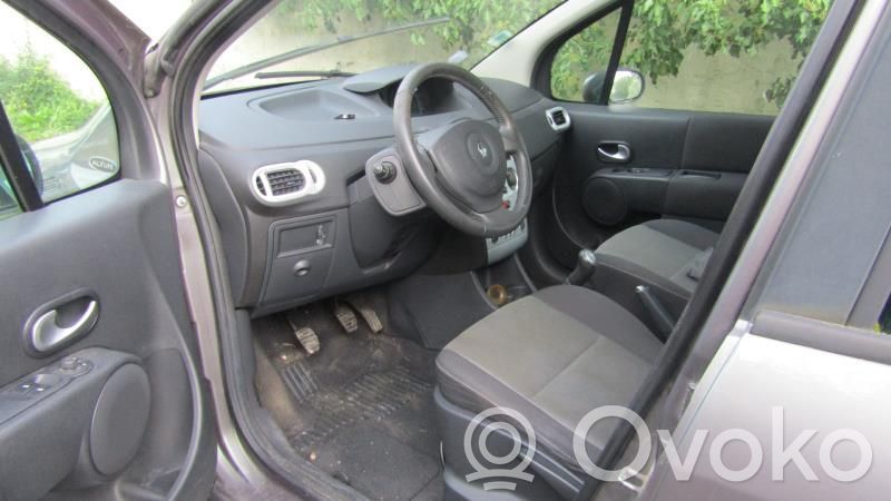 Modus Modus  8200751496