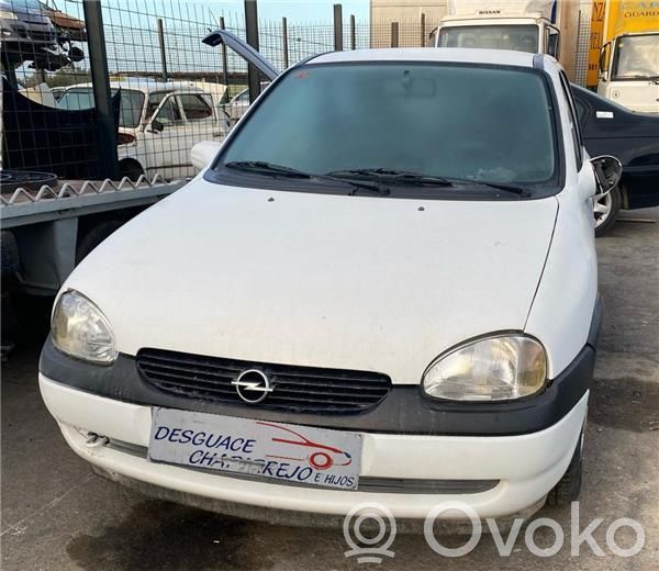 Corsa B Corsa  123110008