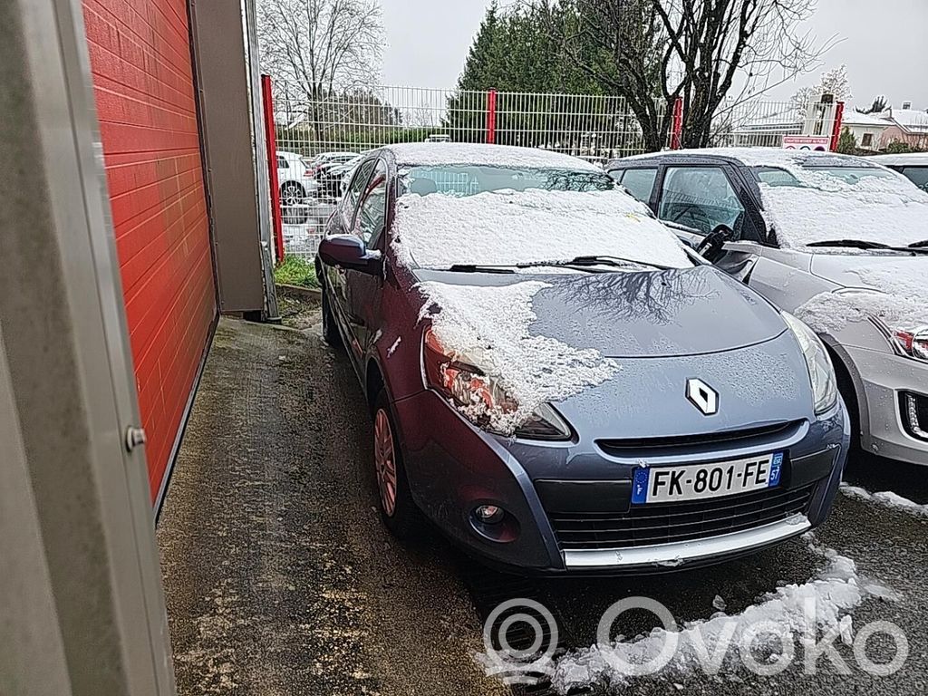 Clio III Clio  8201128671