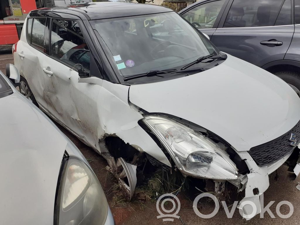 SX4 SX4 S-Cross  6800468L01