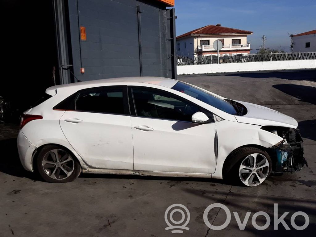 i30 i30  93360A6300