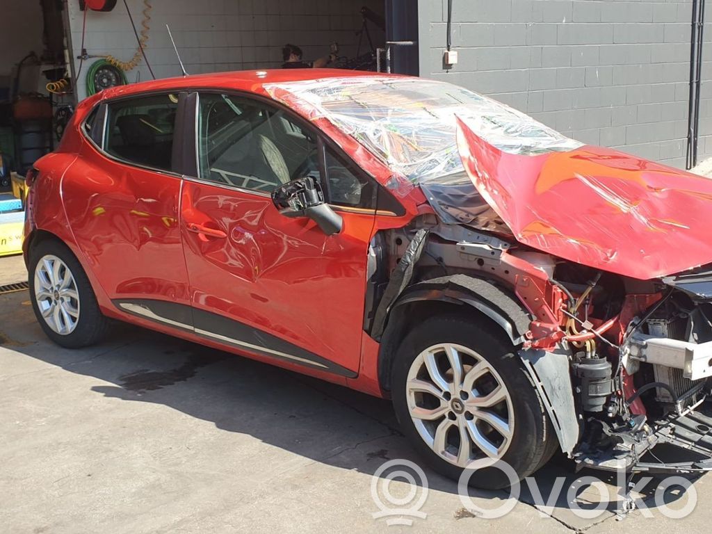Clio IV Clio  231008918R