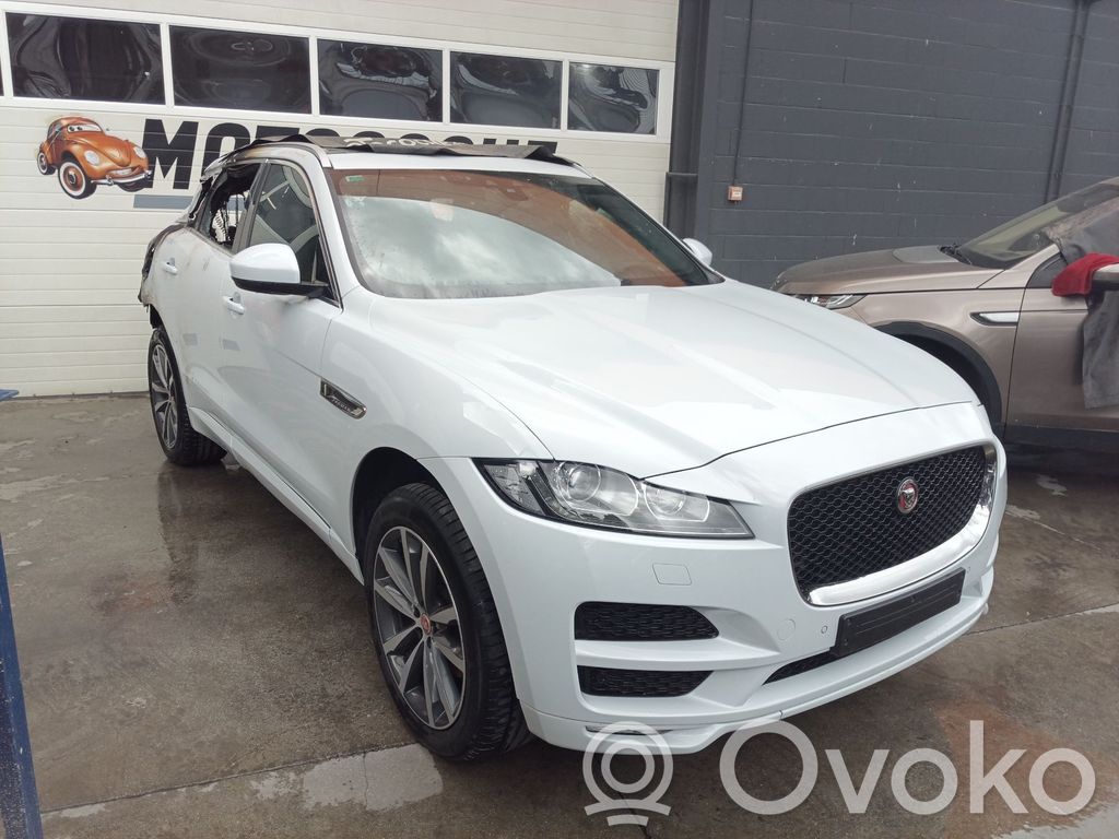 F-Pace F-Pace  GX631A159AA