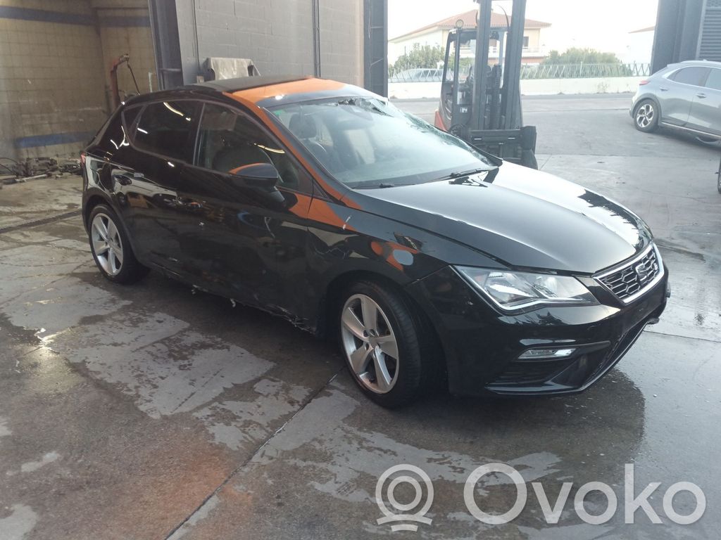 Leon (5F) Leon  04E906262CS