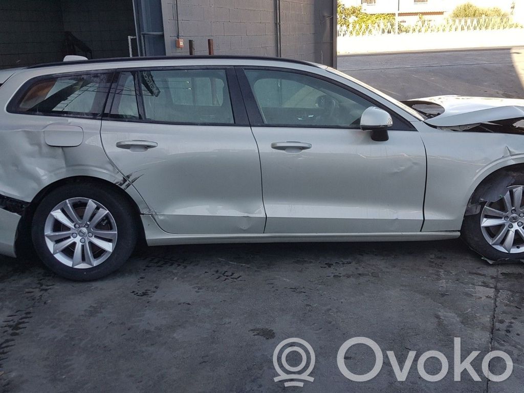 V60 V60, V60 Cross Country  32130227