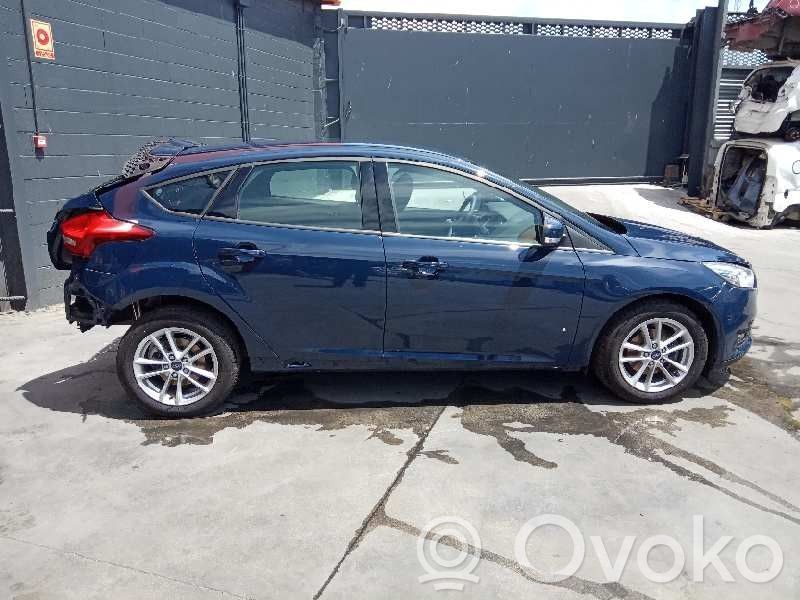 Focus ST Focus  ESW10E40
