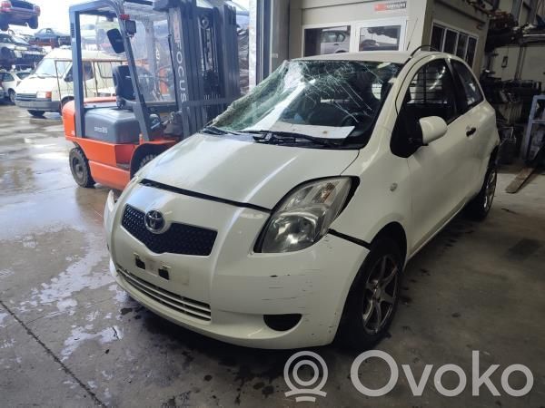 Yaris Yaris