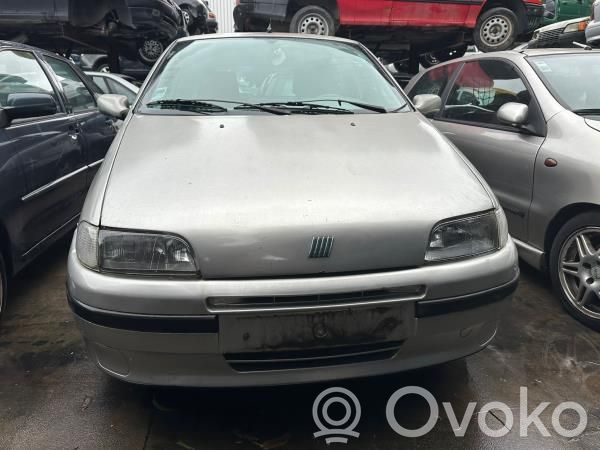 Punto (176) Punto