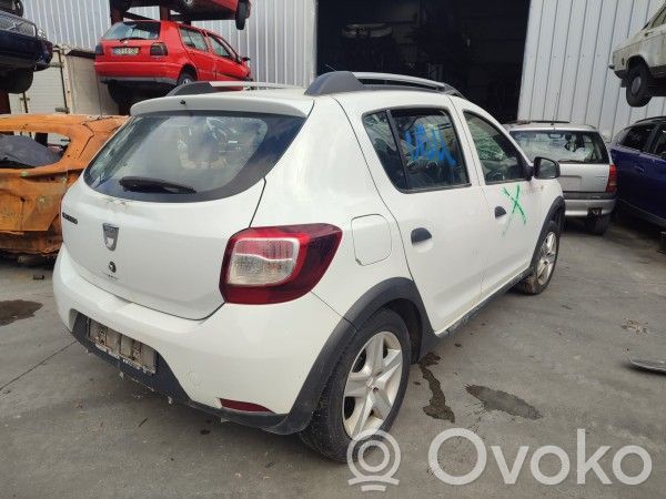 Sandero Sandero, Sandero Stepway