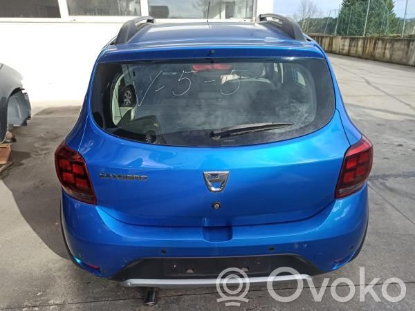 Sandero Sandero, Sandero Stepway