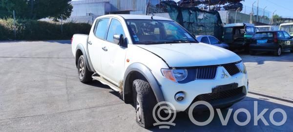 L200 L200, L300, L400 Space Gear