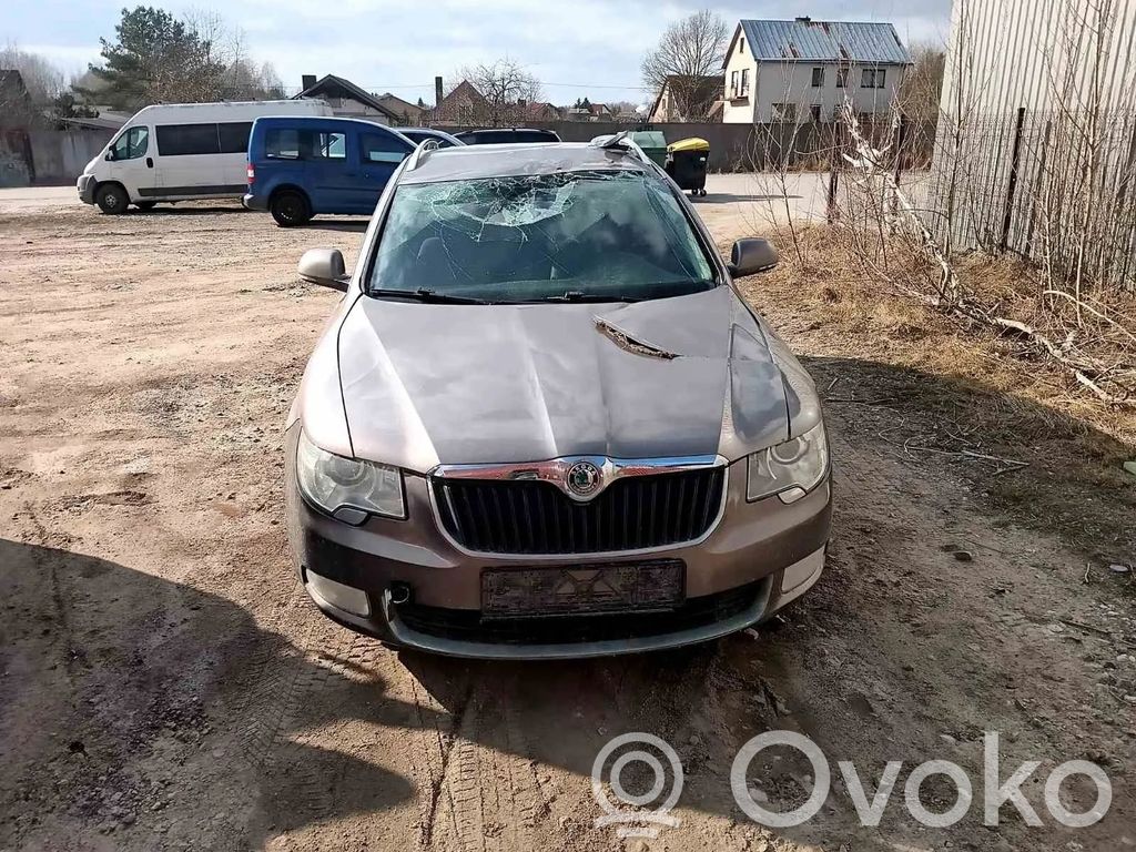 Superb B6 (3T) Superb  03L906018JC