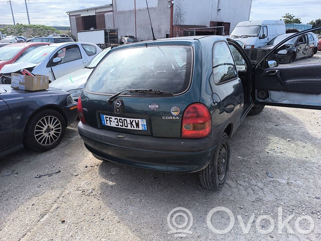 Corsa B Corsa  90482039