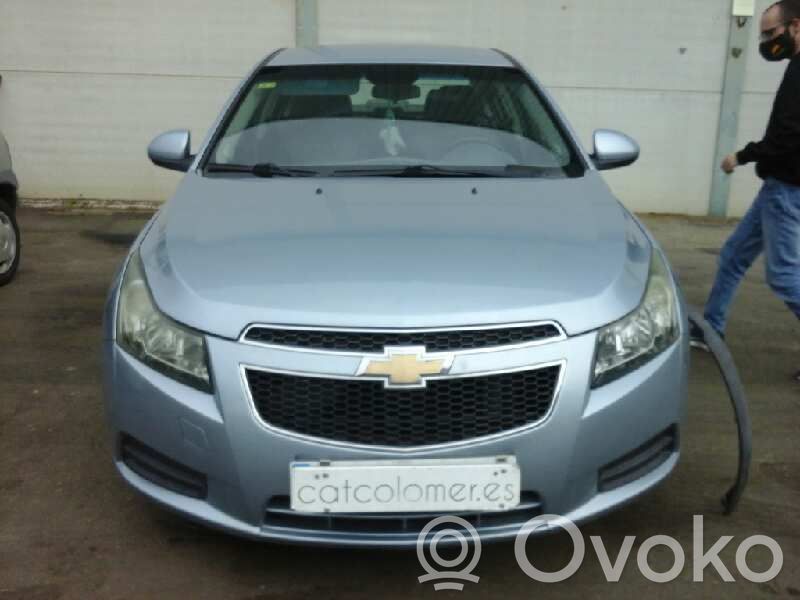 Cruze Cruze  13595629