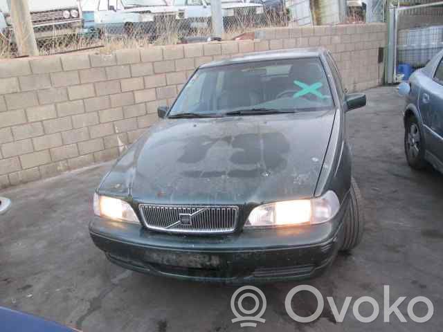 S70  V70  V70 XC S70, V70, V70 XC  P9171703