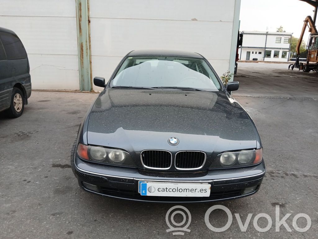 5 E39 Series 5  64116905031