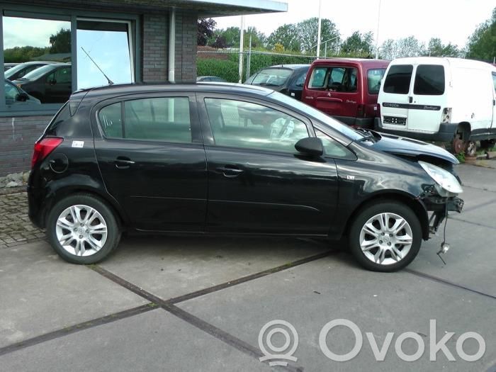 Corsa D Corsa  8153VQ