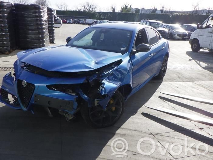 Giulia Giulia  AL2070