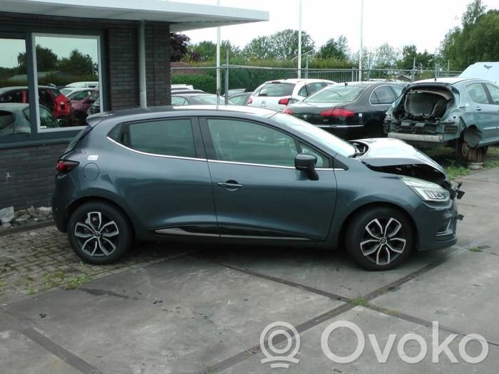 Clio IV Clio  233000557R