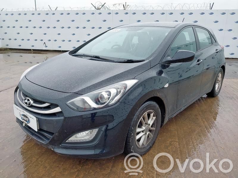i30 i30  6158945200