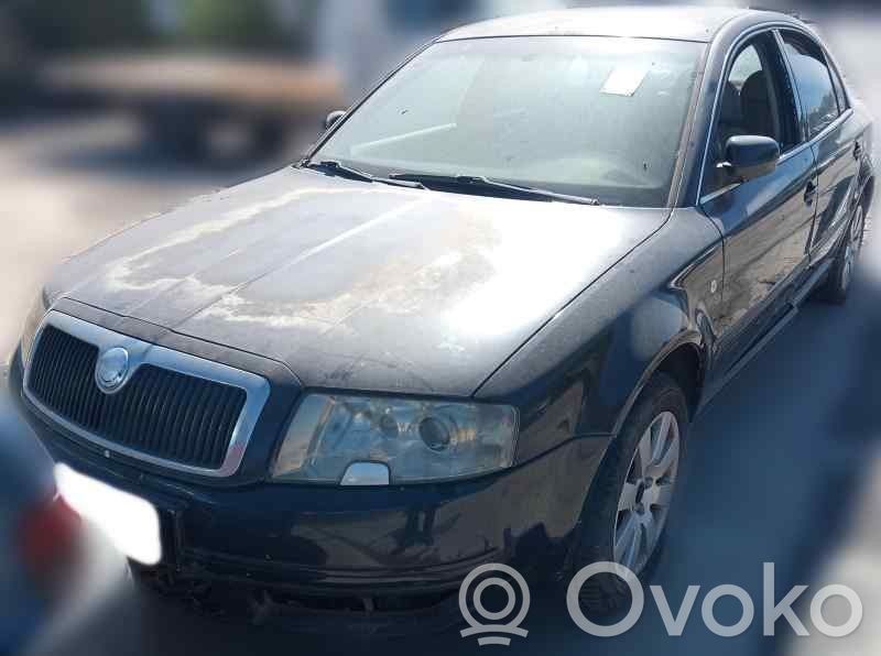 Superb B5 (3U) Superb  8D0407272BB