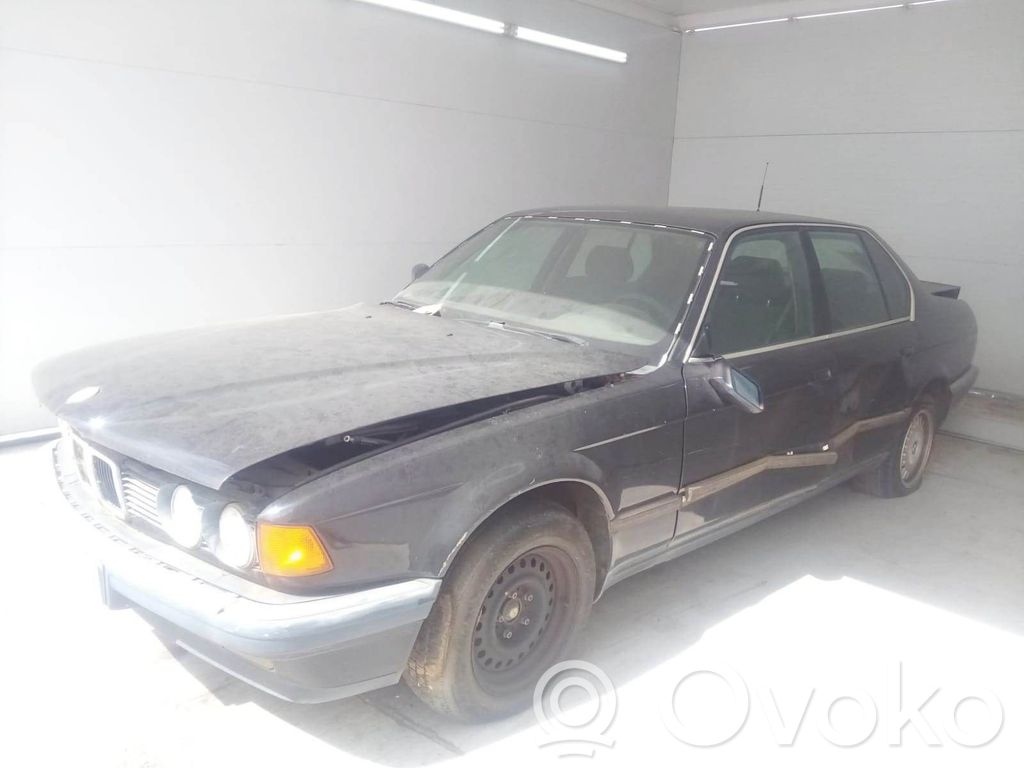 7 E32 Series 7  13174100LI