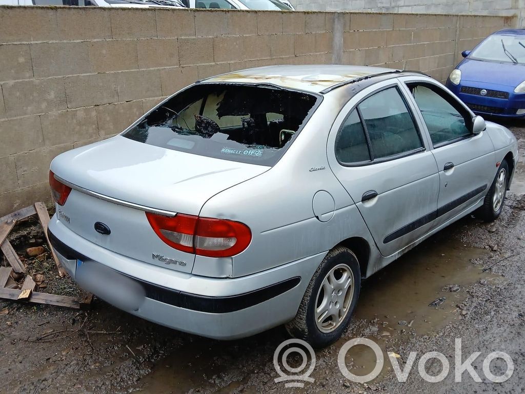 Megane I Megane  E7J764