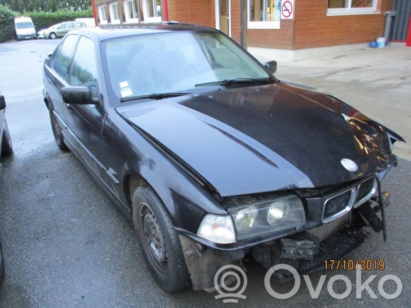 3 E36 Series 3  41518185798