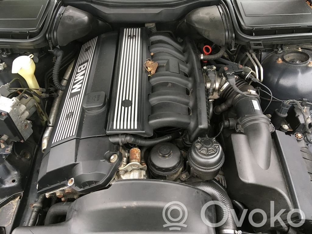5 E39 Series 5  51168119724