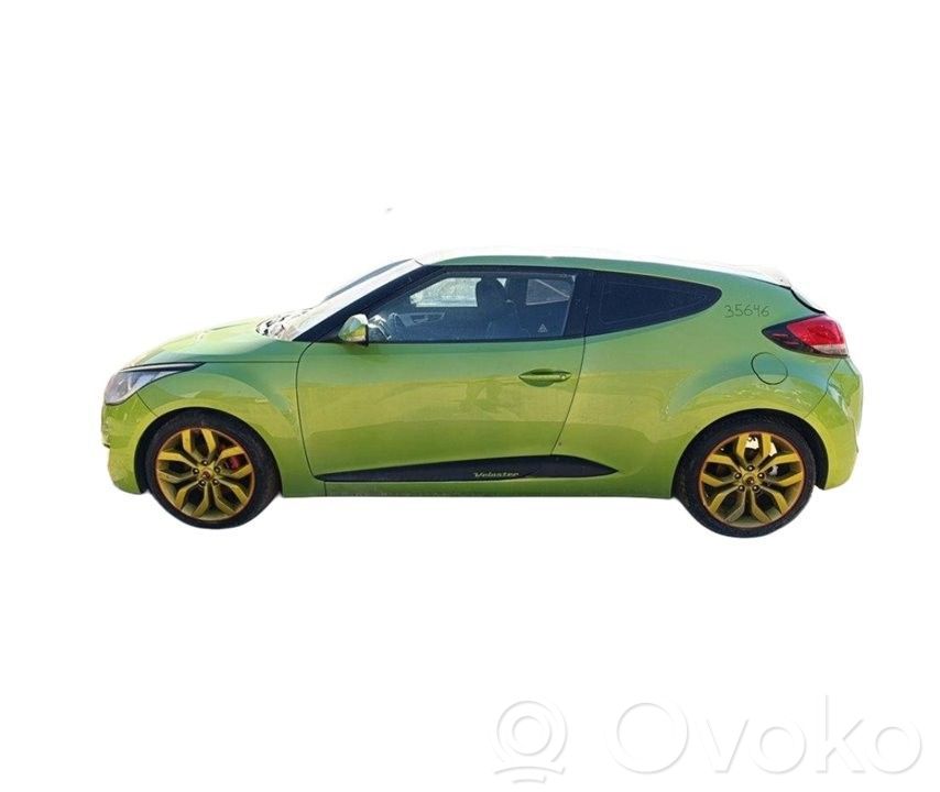 Veloster Veloster  641012V010