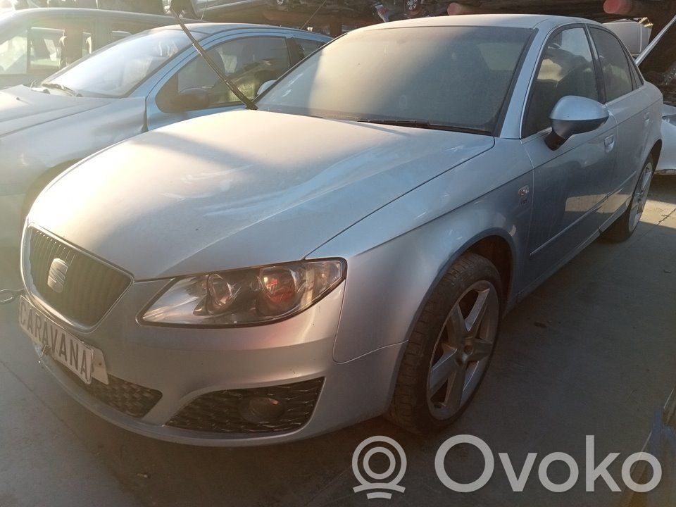 Exeo (3R) Exeo  3R0941531A