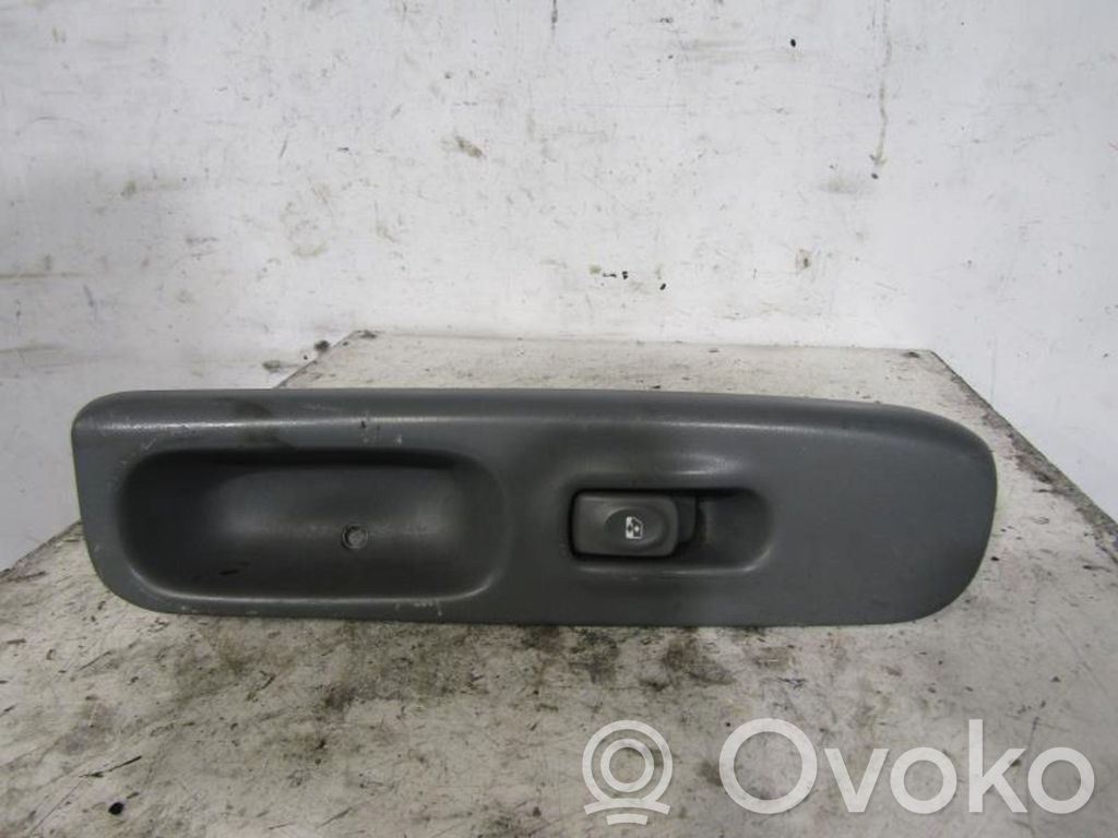 Twingo I Twingo  8200189836