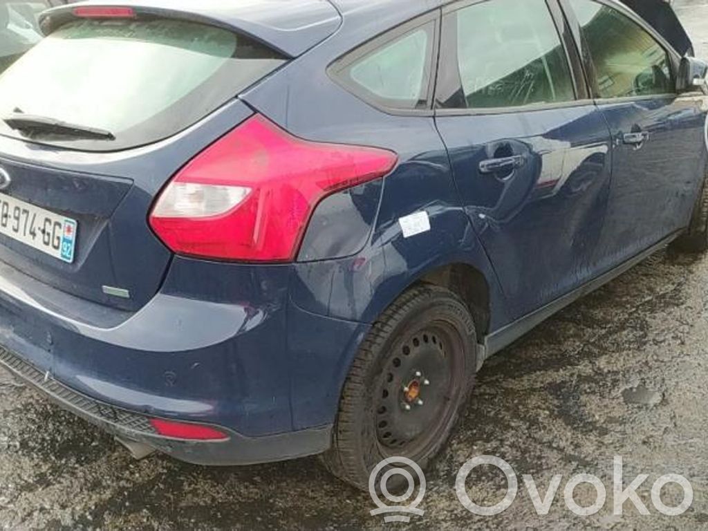 Focus Focus  1746825