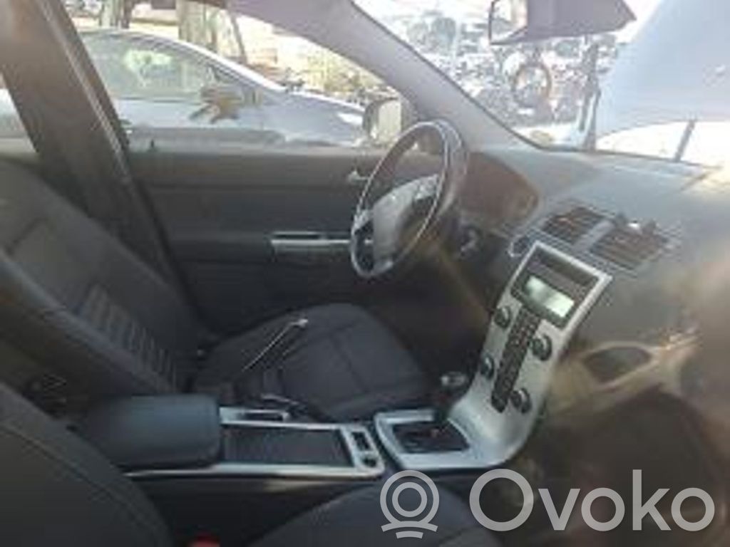V50 V50  39885065