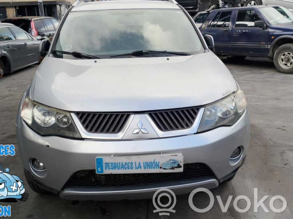 Outlander Outlander  8002A067XA