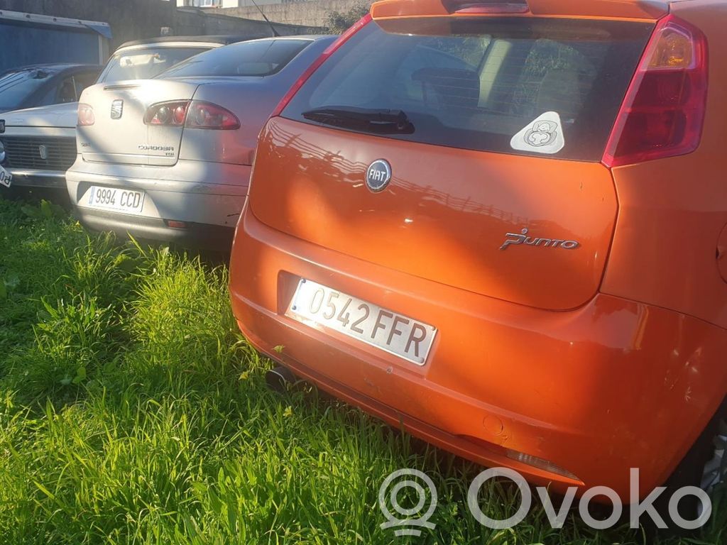 Punto (199) Punto  453693