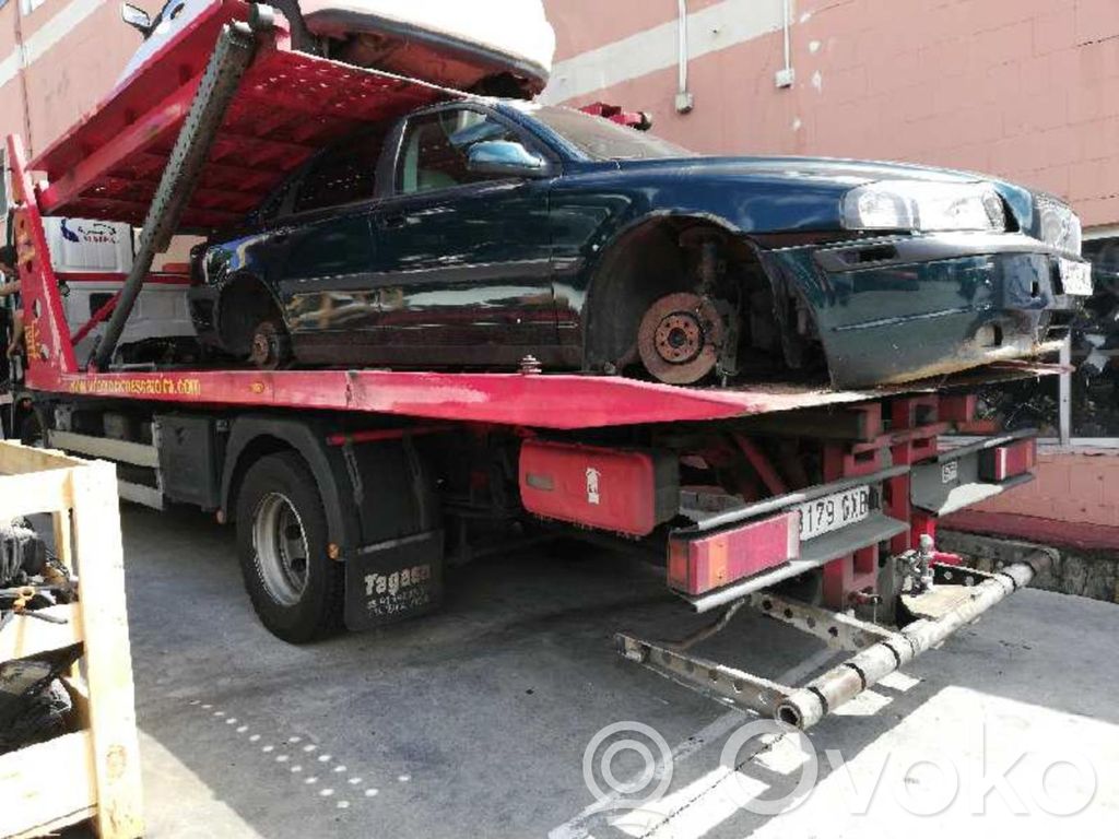 S80 S80  1040600