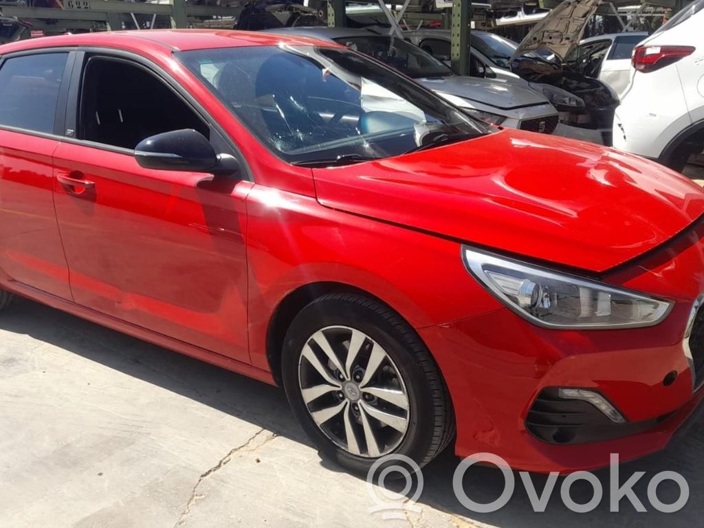 i30 i30  86631G4000