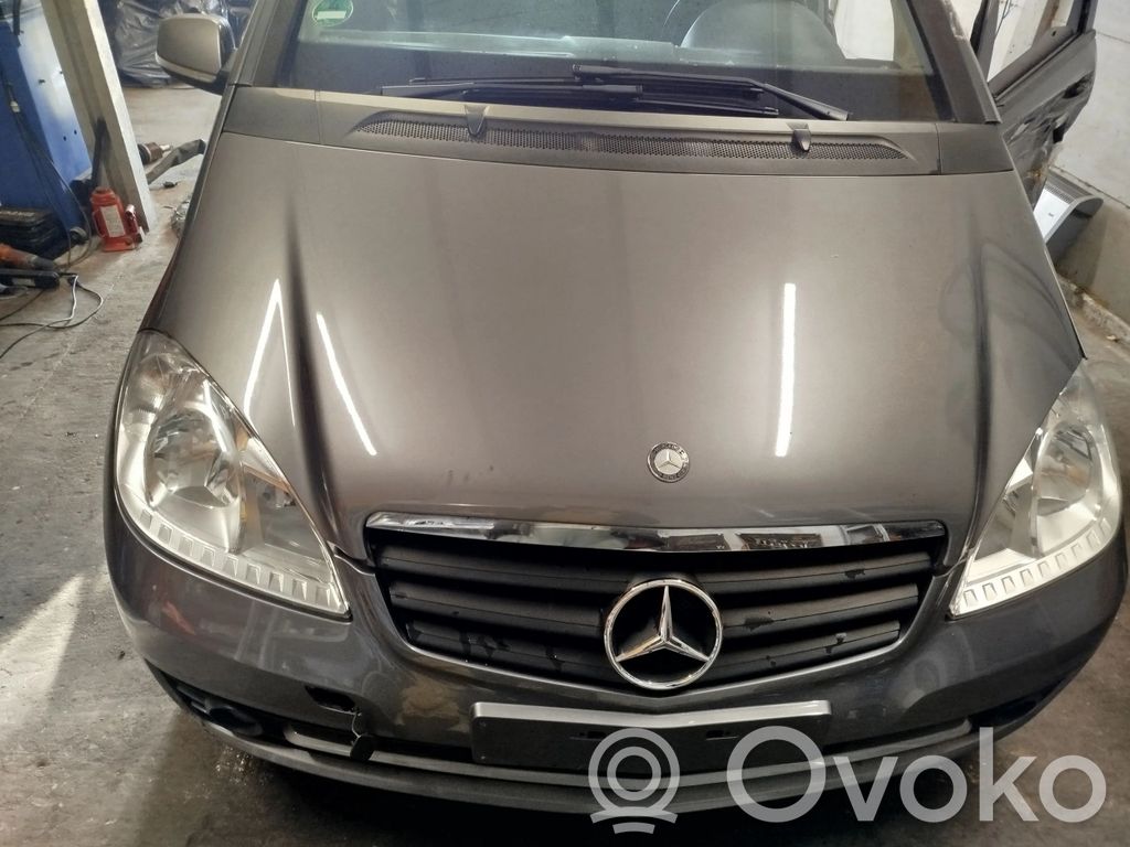 A W169 A-class  A0022306811