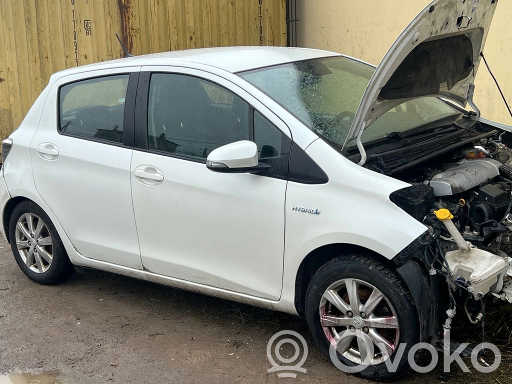 Yaris Yaris  896500D331